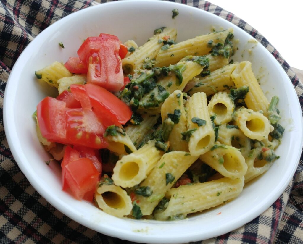 Pasta with Hummus