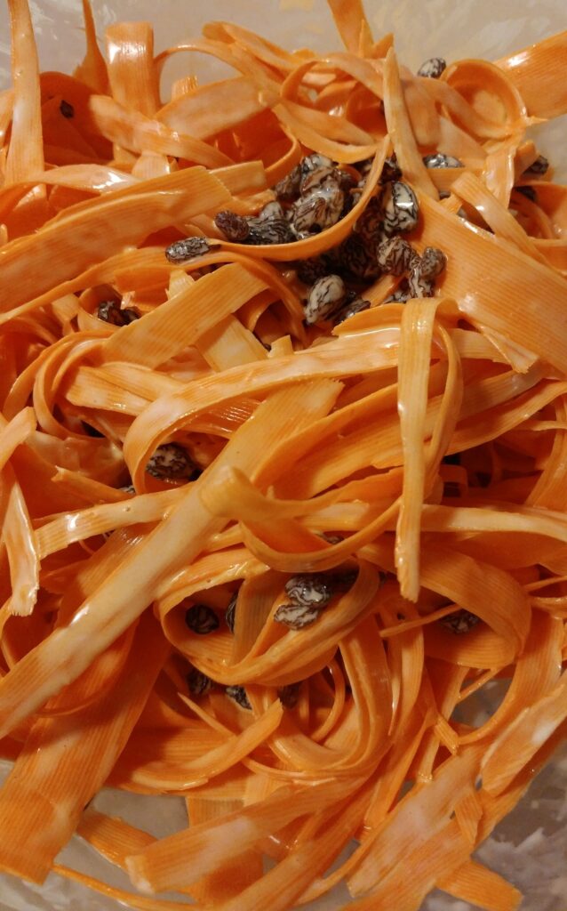 Vegan Carrot and Raisin Salad