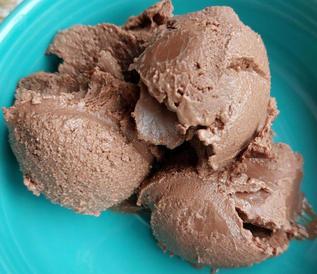 Cashew Chocolate Ice Cream
