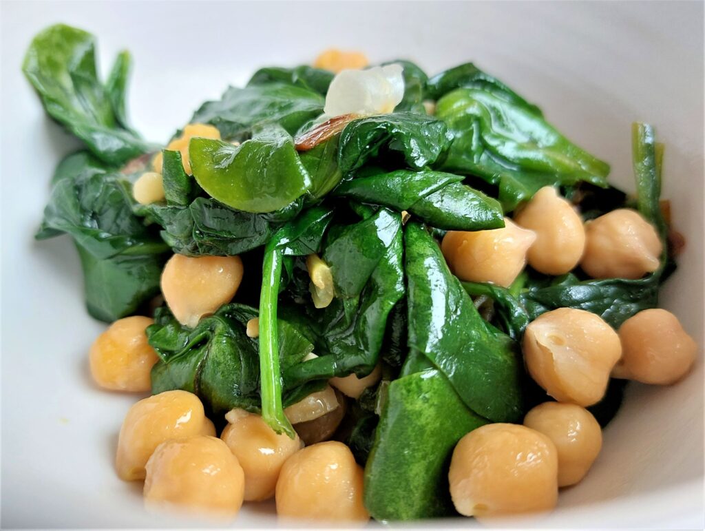 Sauteed Spinach and Chickpeas