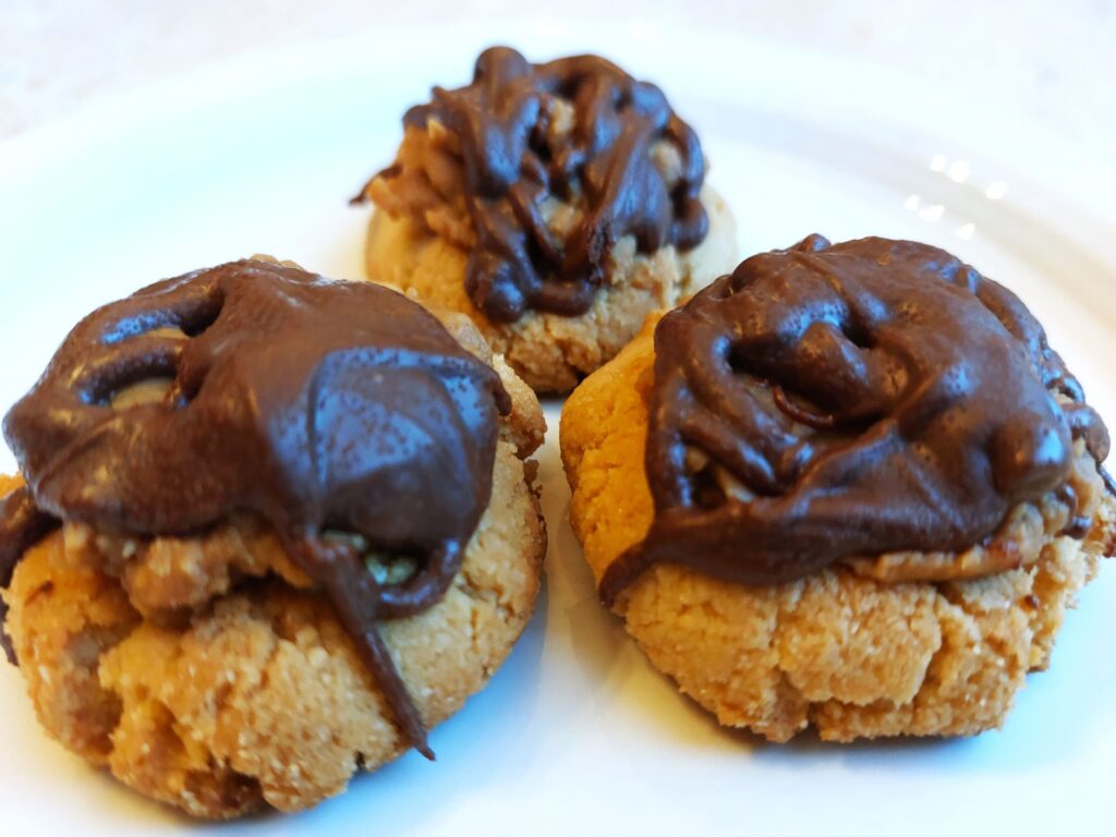 Vegan Twix Cookies