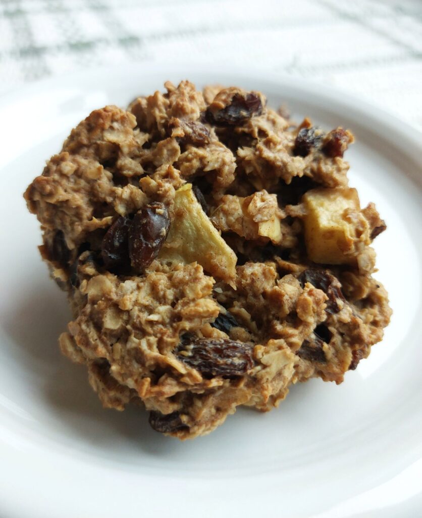 Apple Raisin Oatmeal Cookies